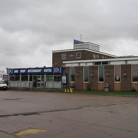 칼라일 Stobart Truckstops Ltd 모텔 외부 사진